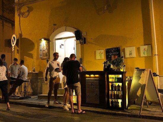 Locale Cocktail&Wine Bar